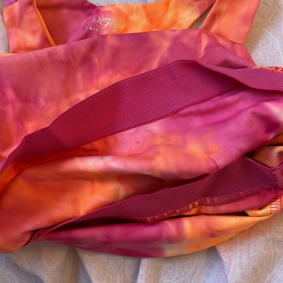 Active set - Picture 3 of 3